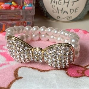 Faux Pearl Rhinestone Gold Bow Bracelet